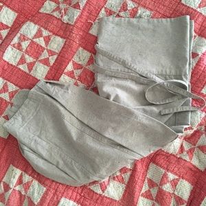 State the label origami pants